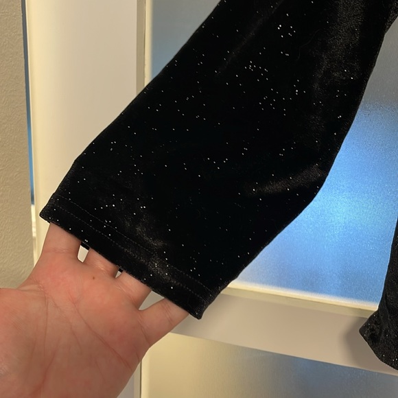 Velvet and Sparkle Top with Deep V and Tie Waste - Picture 4 of 7